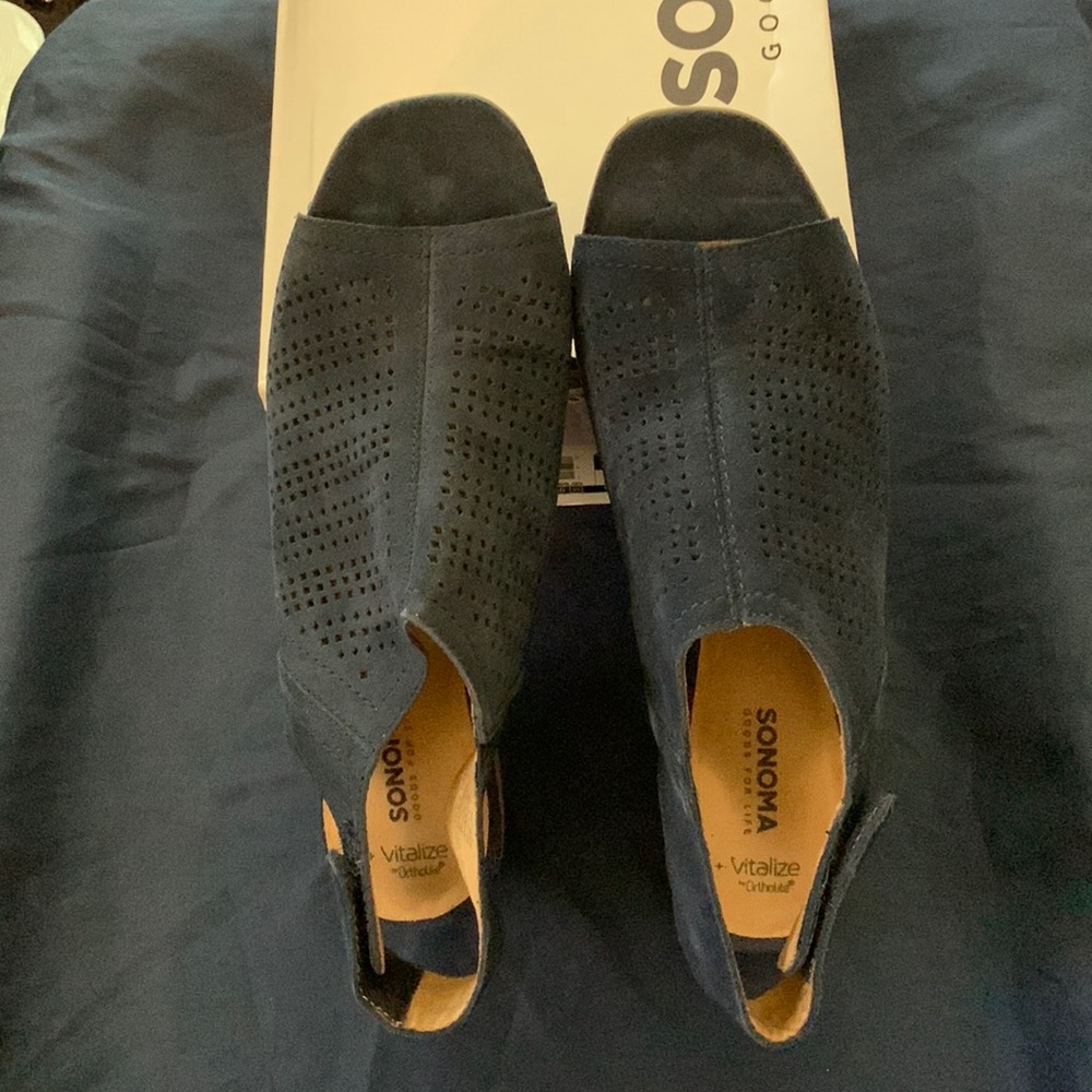 Women’s shoes